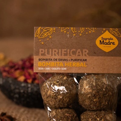 Smudge Bombita Herbal Purificazione - Bustina - Sagrada Madre - dettaglio ambientato