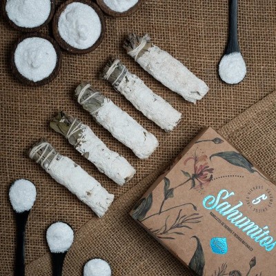 Smudge Mini Yagra Bianco - 5 pezzi - Sagrada Madre - confezione ambientata