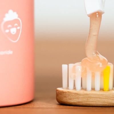Dentifricio Bambini Frutti Rossi Endro | Volo di Fiori EcoBio Distribuzione