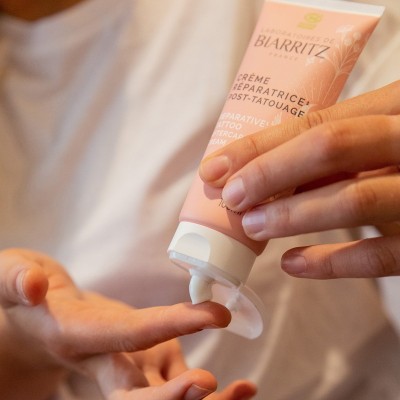 Crema Riparatrice CICA REPA Post-Tatuaggio Bio Laboratoires de Biarritz | Volo di Fiori EcoBio Distribuzione