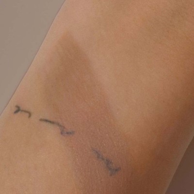 Stick Solare colorato SPF50+ Laboratoires de Biarritz | Volo di Fiori EcoBio Distribuzione