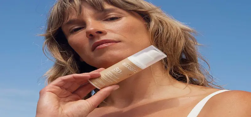 Crema solare colorata SPF50