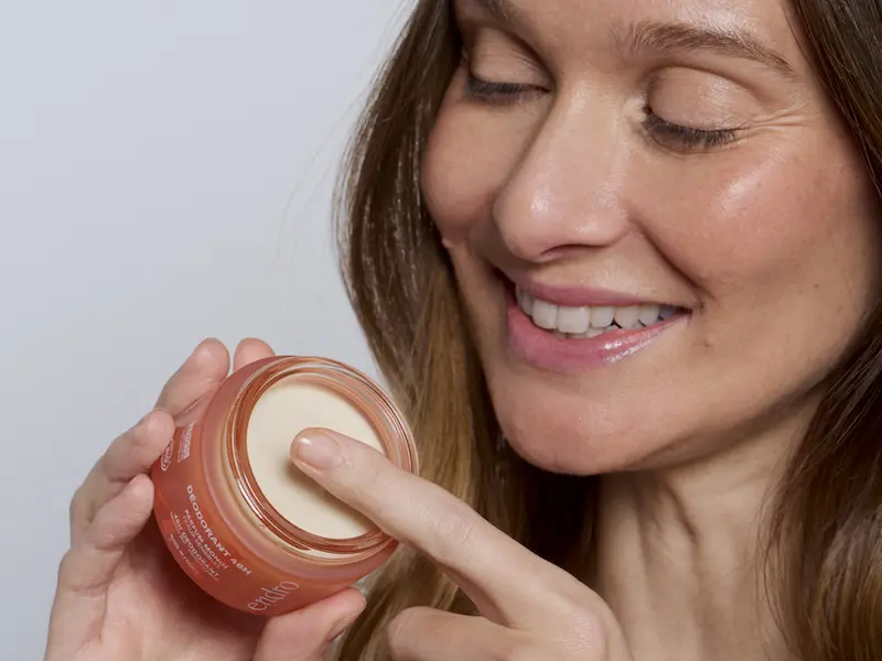 Deodorante naturale Endro e texture della formula