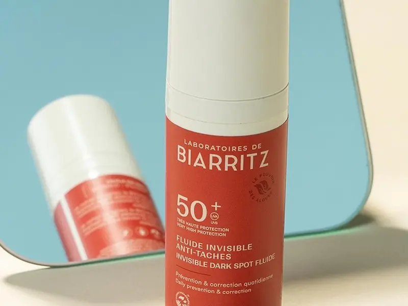 Solare viso SPF50 con filtri organici