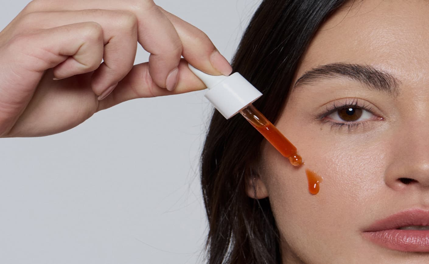 Siero viso bio: come sceglierlo senza perdersi tra mille promesse